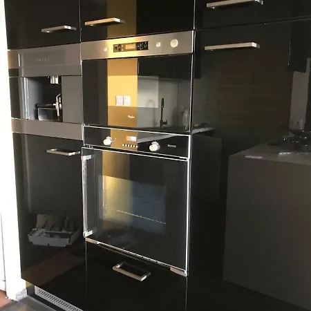 Moderný Pri Pešej Zóne Apartamento